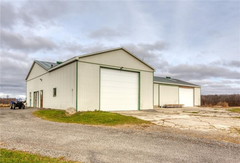 5363 Airport Road, Mount Hope, Ontario L0R 1W0, ,Residential,Sale,Airport,H4180545