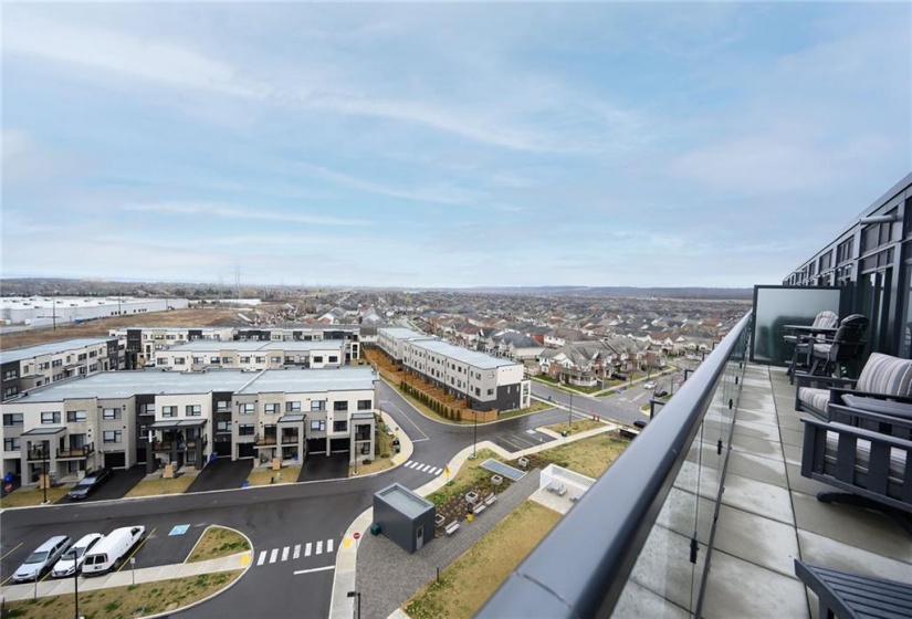 Huge Balcony with Southern Views