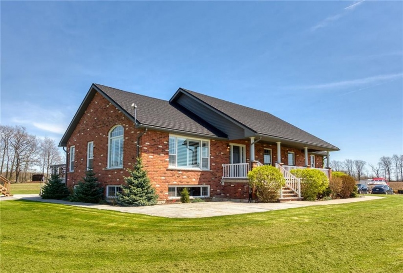 626 Haldimand Road 50 Road, Cayuga, Ontario N0A 1E0, 5 Bedrooms Bedrooms, ,3 BathroomsBathrooms,Residential,Sale,Haldimand Road 50,H4191723