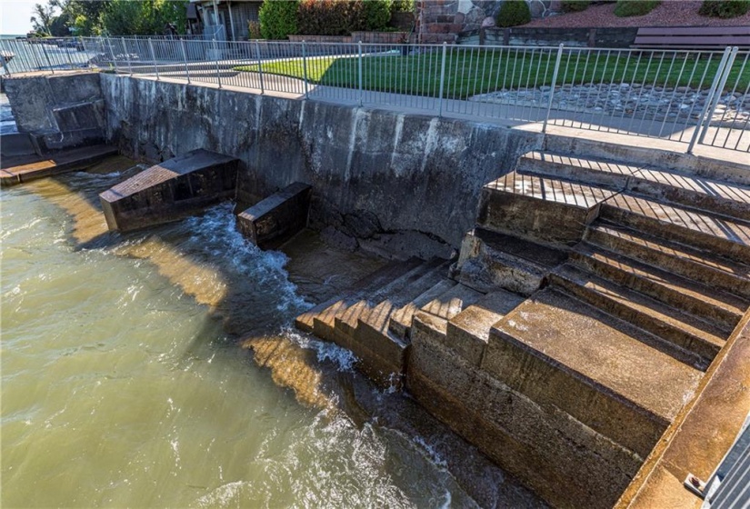 Built-in stairs offer a way to access the water for avid kayakers, paddle boards or taking a cool summer swim in Lake Ontario.