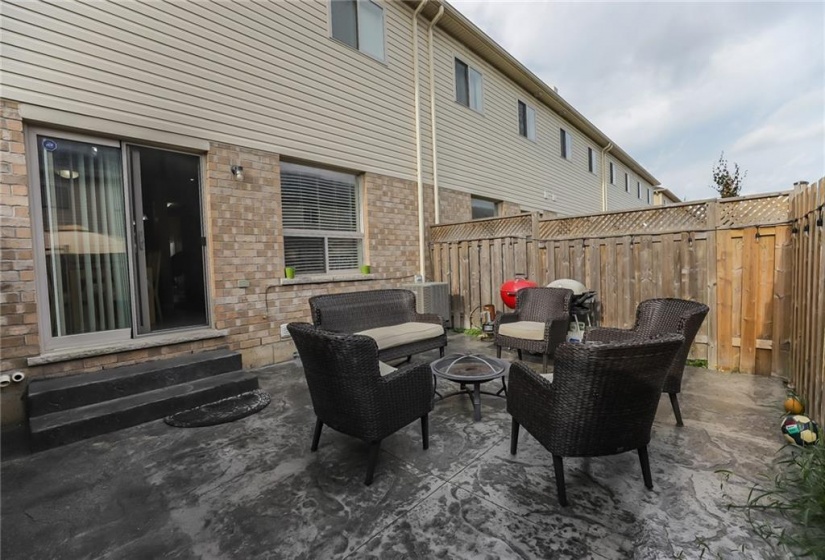 51 REDCEDAR Crescent, Stoney Creek, Ontario L8E 0G3, 3 Bedrooms Bedrooms, ,3 BathroomsBathrooms,Residential,Sale,REDCEDAR,H4193578