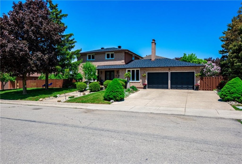 87 Monte Drive, Hamilton, Ontario L8G 4M4, 4 Bedrooms Bedrooms, ,2 BathroomsBathrooms,Residential,Sale,Monte,H4194671