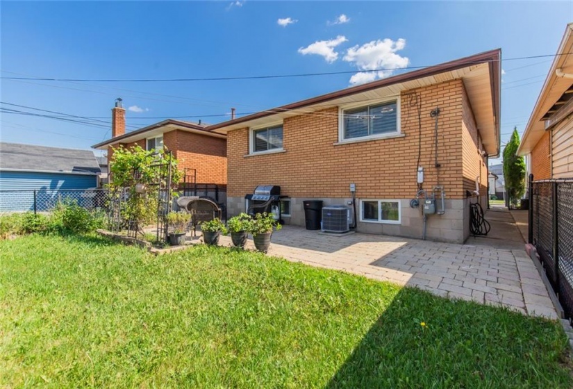 1223 Dunsmure Road, Hamilton, Ontario L8H 1L5, 3 Bedrooms Bedrooms, ,2 BathroomsBathrooms,Residential,Sale,Dunsmure,H4195185