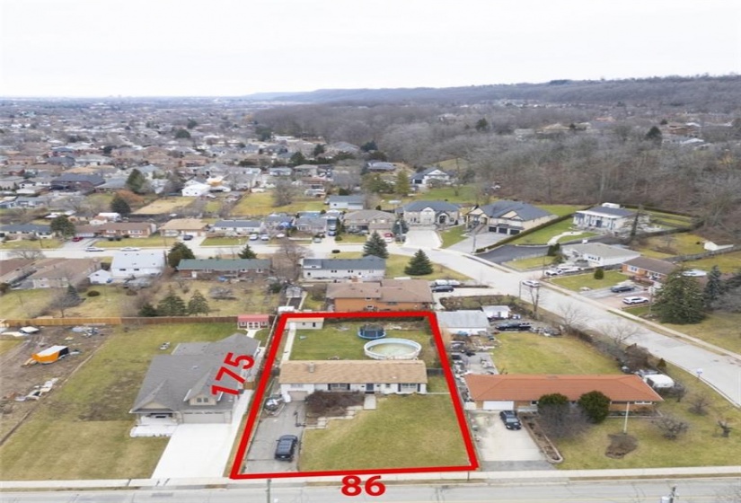 aerial photo showing lot lines! 86 X 175 FT LOT!