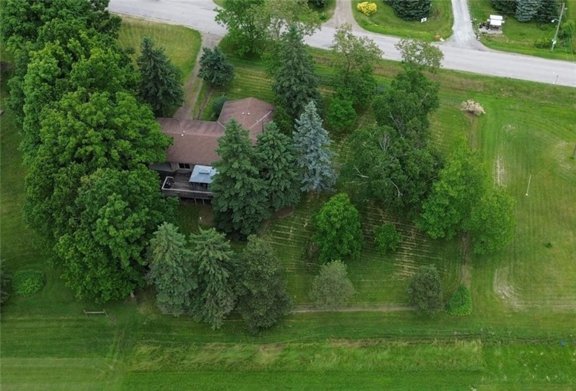 731 OLD HWY 8, Rockton, Ontario L0R 1X0, 3 Bedrooms Bedrooms, ,1 BathroomBathrooms,Residential,Sale,OLD HWY 8,H4197284