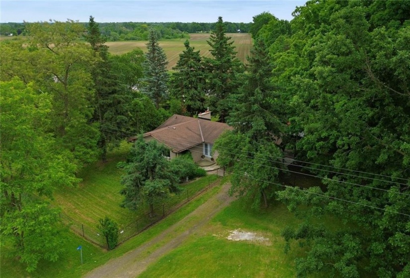 731 OLD HWY 8, Rockton, Ontario L0R 1X0, 3 Bedrooms Bedrooms, ,1 BathroomBathrooms,Residential,Sale,OLD HWY 8,H4197284