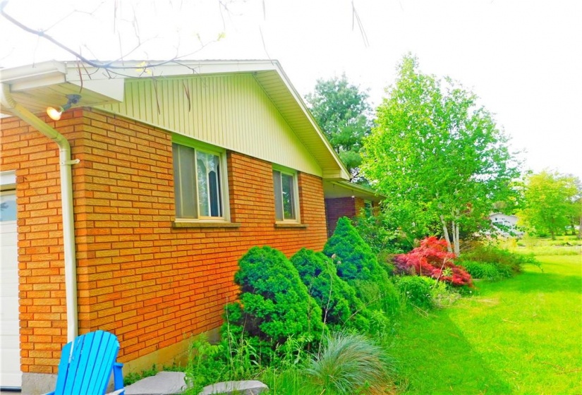 2492 Highway 24, Simcoe, Ontario N3Y 4K3, ,Residential,Sale,Highway 24,H4197376