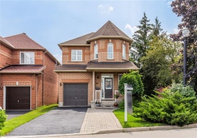 109 Peachwood Crescent, Stoney Creek, Ontario L8E 5Z7, 3 Bedrooms Bedrooms, ,2 BathroomsBathrooms,Residential,Sale,Peachwood,H4198127