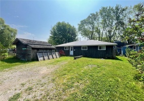 2030 First Avenue, Selkirk, Ontario N0A 1P0, 3 Bedrooms Bedrooms, ,1 BathroomBathrooms,Residential,Sale,First,H4198279