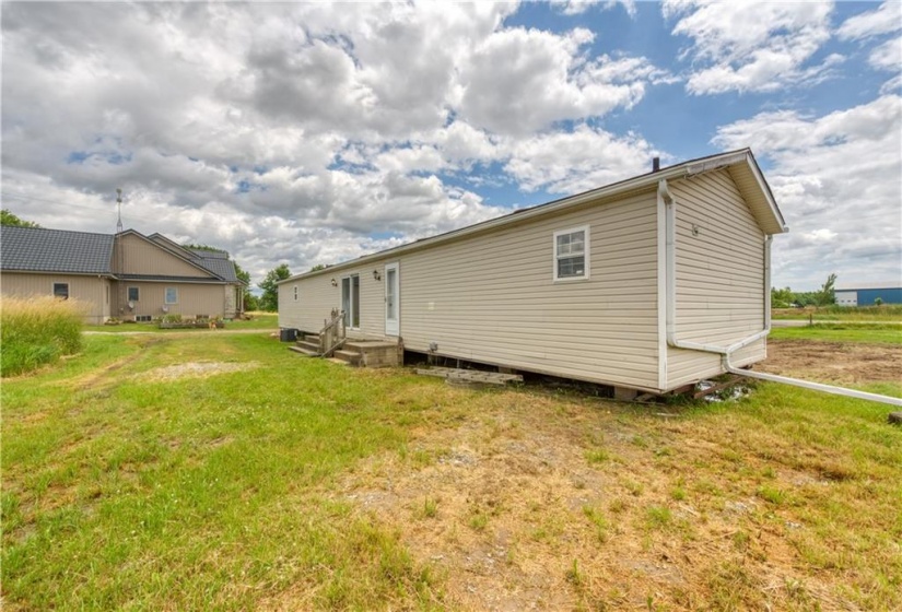 1141 Concession 1 Road, Cayuga, Ontario N0A 1C0, 2 Bedrooms Bedrooms, ,2 BathroomsBathrooms,Residential,Sale,Concession 1,H4198334