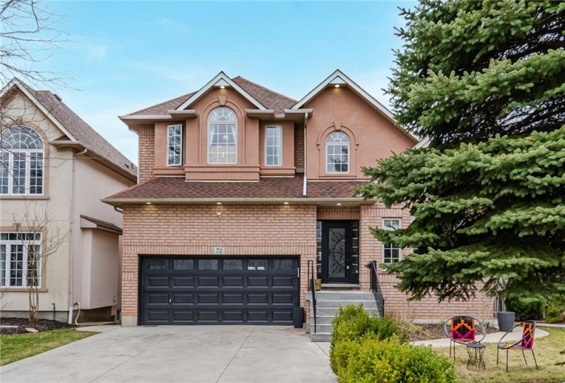 72 SOUTHCREEK Drive, Ancaster, Ontario L9K 1M2, 5 Bedrooms Bedrooms, ,3 BathroomsBathrooms,Residential,Sale,SOUTHCREEK,H4199469