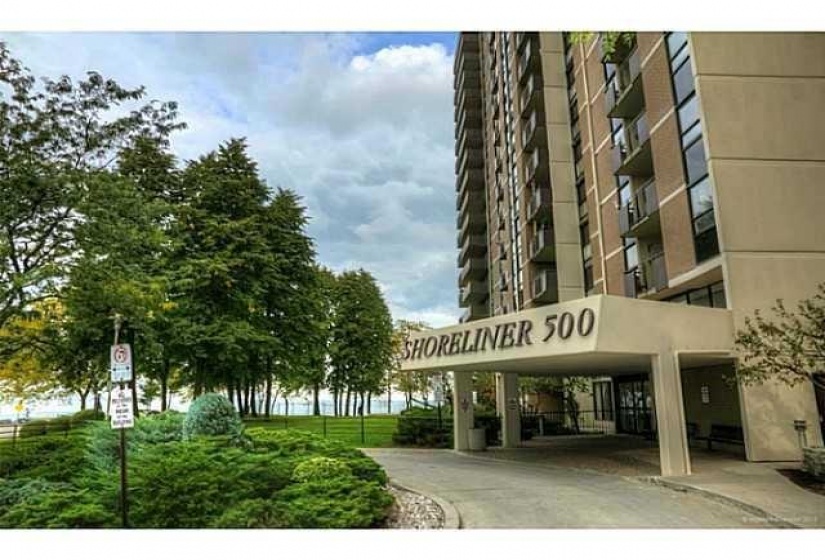 500 GREEN Road, Stoney Creek, Ontario L8E 3M6, 2 Bedrooms Bedrooms, ,1 BathroomBathrooms,Residential,Sale,GREEN,H4199575