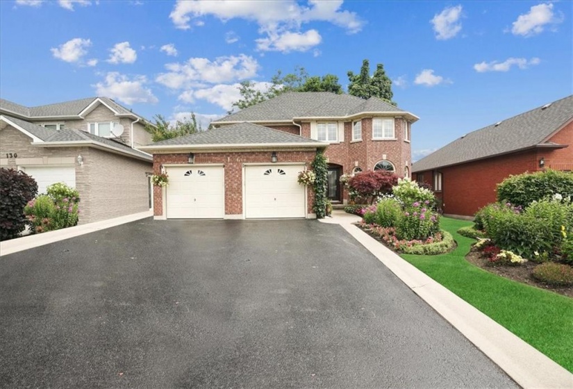 126 GURNETT Drive, Hamilton, Ontario L9C 7N2, 6 Bedrooms Bedrooms, ,3 BathroomsBathrooms,Residential,Sale,GURNETT,H4199921