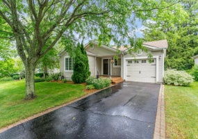 105 GLENARIFF Drive, Freelton, Ontario L8B 1A5, 3 Bedrooms Bedrooms, ,2 BathroomsBathrooms,Residential,Sale,GLENARIFF,H4199922