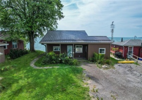 372 South Coast Drive, Nanticoke, Ontario N0A 1L0, 2 Bedrooms Bedrooms, ,1 BathroomBathrooms,Residential,Sale,South Coast,H4200711