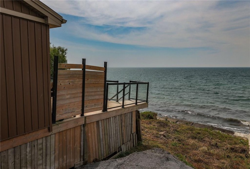 372 South Coast Drive, Nanticoke, Ontario N0A 1L0, 2 Bedrooms Bedrooms, ,1 BathroomBathrooms,Residential,Sale,South Coast,H4200711