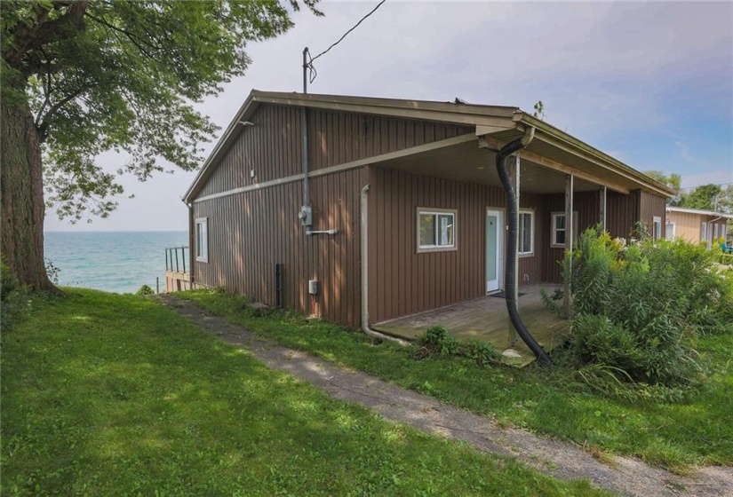 372 South Coast Drive, Nanticoke, Ontario N0A 1L0, 2 Bedrooms Bedrooms, ,1 BathroomBathrooms,Residential,Sale,South Coast,H4200711