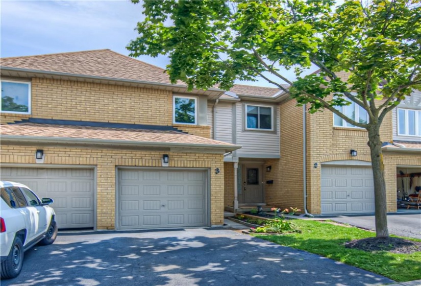 2920 HEADON FOREST Drive, Burlington, Ontario L7M 4H1, 2 Bedrooms Bedrooms, ,1 BathroomBathrooms,Residential,Sale,HEADON FOREST,H4201036