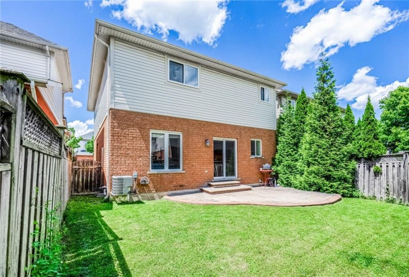 5228 GARLAND Crescent, Burlington, Ontario L7L 7K9, 3 Bedrooms Bedrooms, ,2 BathroomsBathrooms,Residential,Sale,GARLAND,H4201390