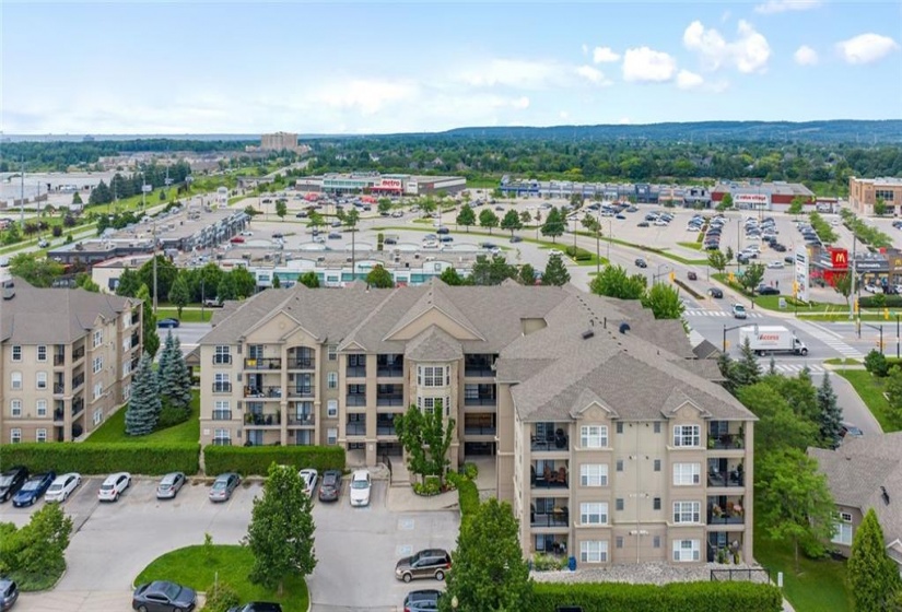 2035 APPLEBY Line, Burlington, Ontario L7L 7G8, 2 Bedrooms Bedrooms, ,1 BathroomBathrooms,Residential,Sale,APPLEBY,H4201276