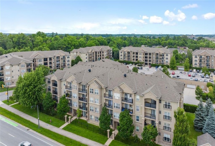 2035 APPLEBY Line, Burlington, Ontario L7L 7G8, 2 Bedrooms Bedrooms, ,1 BathroomBathrooms,Residential,Sale,APPLEBY,H4201276