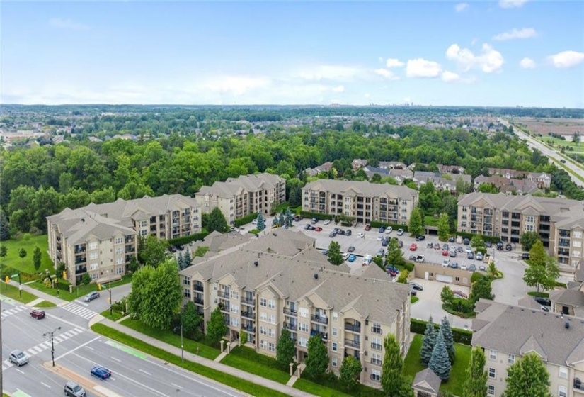 2035 APPLEBY Line, Burlington, Ontario L7L 7G8, 2 Bedrooms Bedrooms, ,1 BathroomBathrooms,Residential,Sale,APPLEBY,H4201276