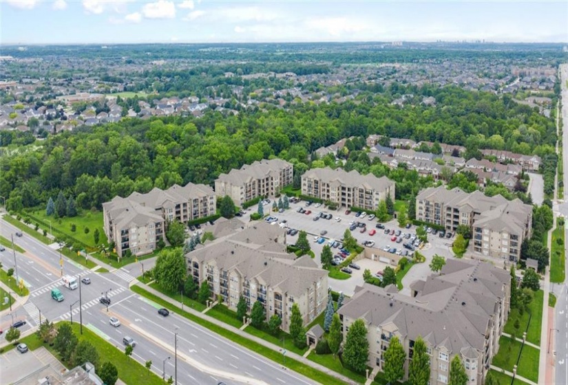 2035 APPLEBY Line, Burlington, Ontario L7L 7G8, 2 Bedrooms Bedrooms, ,1 BathroomBathrooms,Residential,Sale,APPLEBY,H4201276