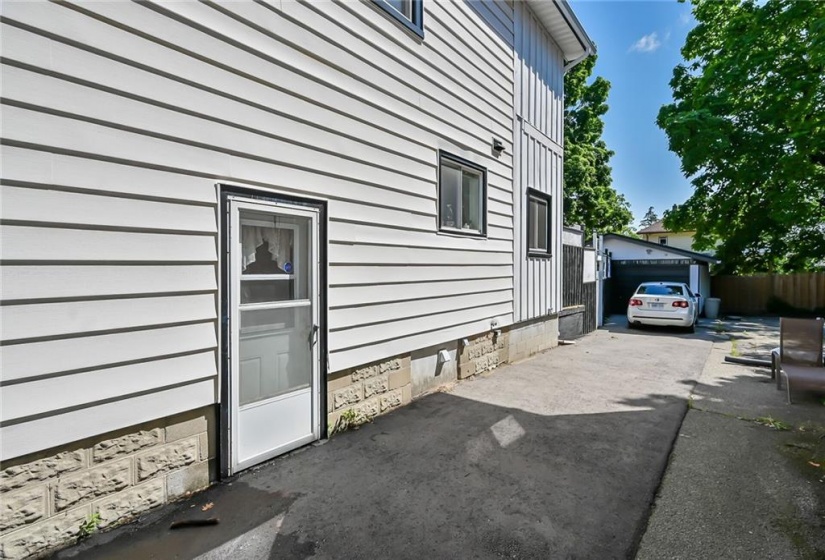 195 Talbot Street, Simcoe, Ontario N3Y 2Z8, 3 Bedrooms Bedrooms, ,1 BathroomBathrooms,Residential,Sale,Talbot,H4201507