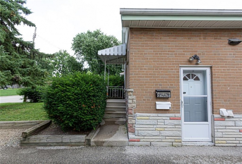 1340 BUNNELL Drive, Burlington, Ontario L7P 2E1, 5 Bedrooms Bedrooms, ,2 BathroomsBathrooms,Residential,Sale,BUNNELL,H4201582