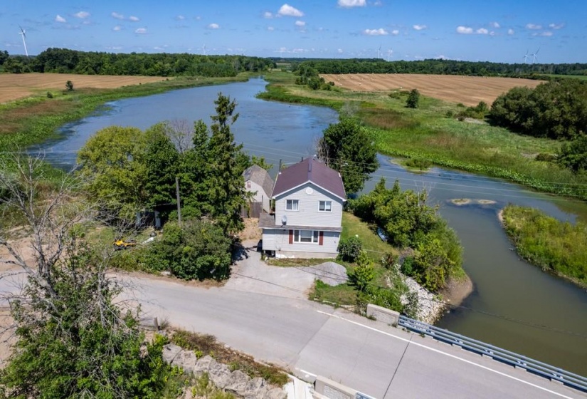 1407 LAKESHORE Road, Selkirk, Ontario N0A 1P0, 3 Bedrooms Bedrooms, ,1 BathroomBathrooms,Residential,Sale,LAKESHORE,H4201965