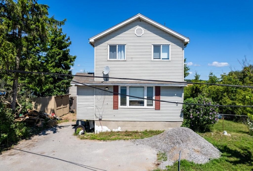 1407 LAKESHORE Road, Selkirk, Ontario N0A 1P0, 3 Bedrooms Bedrooms, ,1 BathroomBathrooms,Residential,Sale,LAKESHORE,H4201965