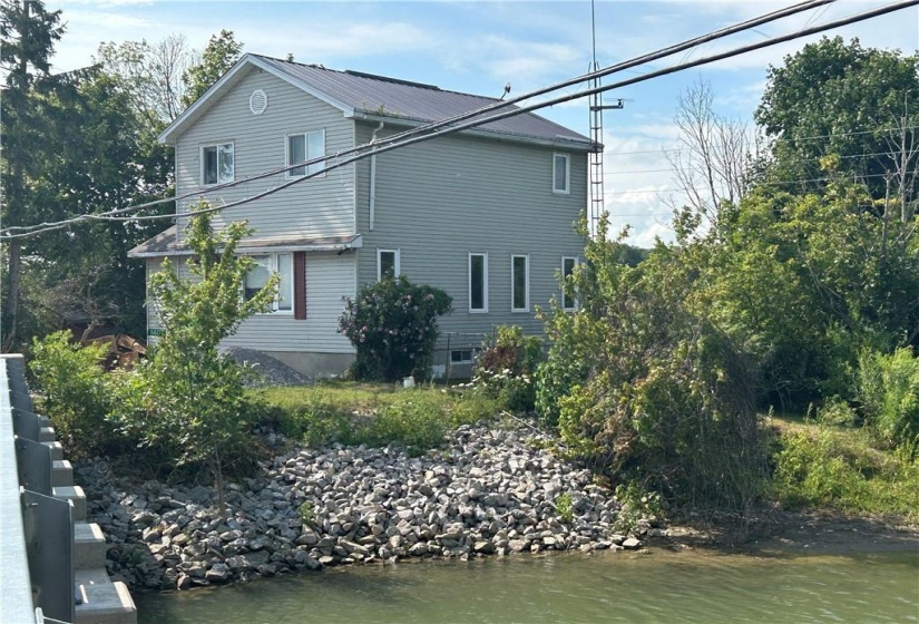 1407 LAKESHORE Road, Selkirk, Ontario N0A 1P0, 3 Bedrooms Bedrooms, ,1 BathroomBathrooms,Residential,Sale,LAKESHORE,H4201965