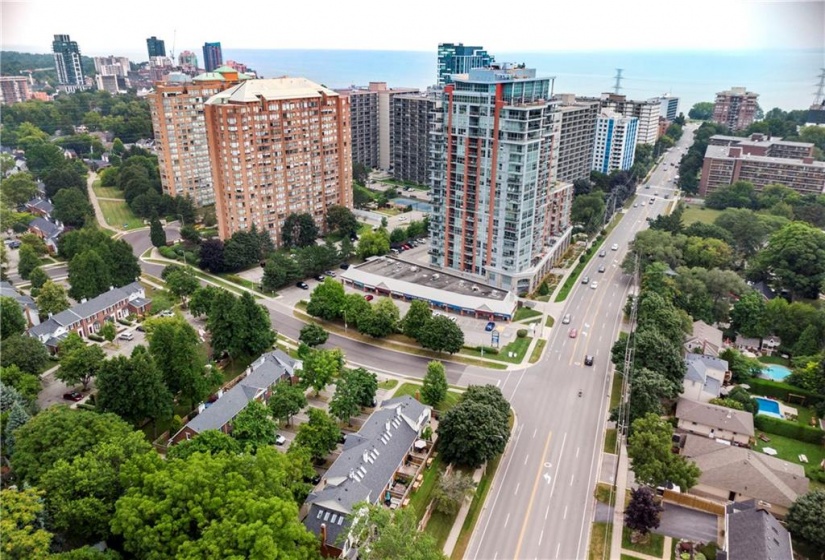 A short walk to Spencer Smith Park