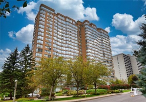 1276 MAPLE CROSSING Boulevard, Burlington, Ontario L7S 2J9, 1 Bedroom Bedrooms, ,1 BathroomBathrooms,Residential,Sale,MAPLE CROSSING,H4202704