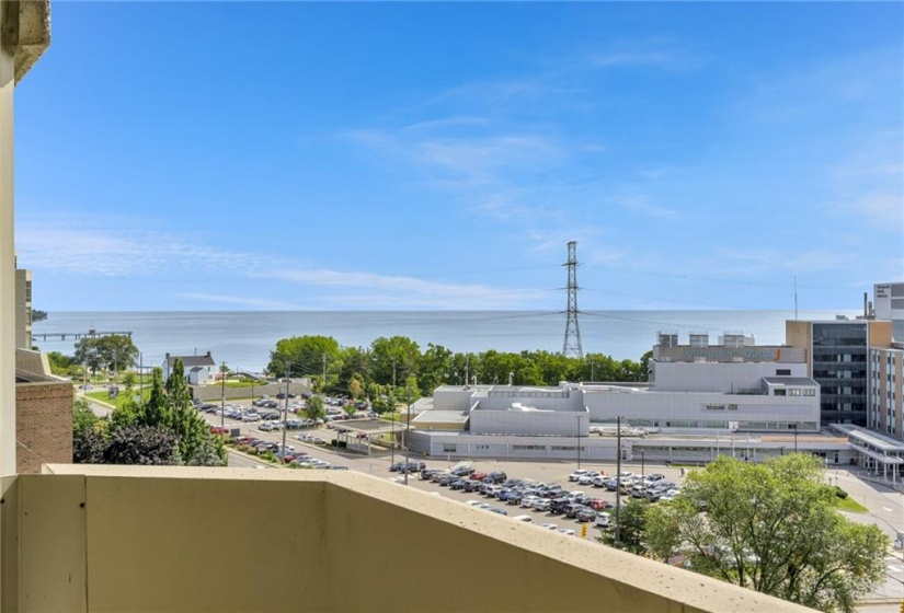 1201 NORTH SHORE Boulevard, Burlington, Ontario L7S 1Z5, 2 Bedrooms Bedrooms, ,2 BathroomsBathrooms,Residential,Sale,NORTH SHORE,H4202482