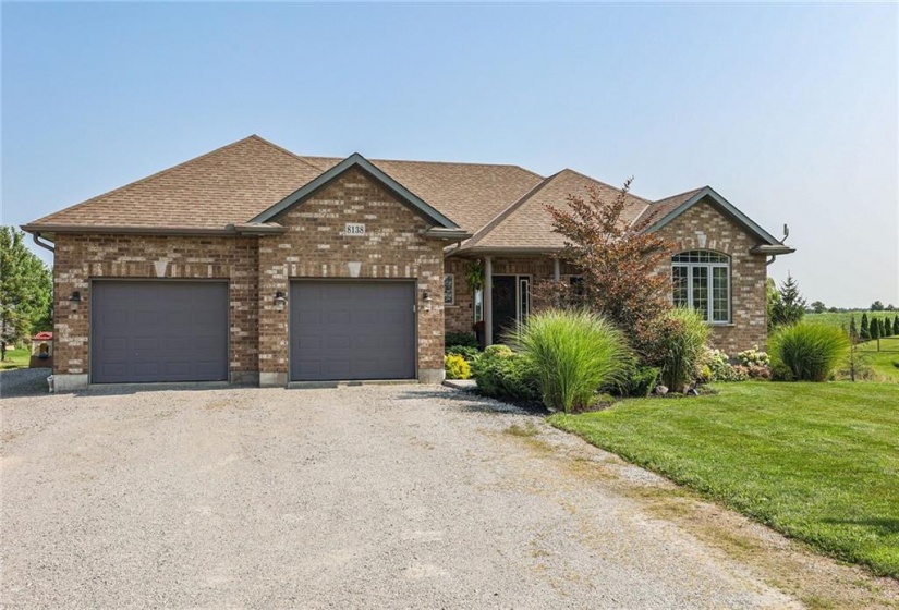 8138 Canborough Road, Dunnville, Ontario N1A 2W1, 5 Bedrooms Bedrooms, ,2 BathroomsBathrooms,Residential,Sale,Canborough,H4203208