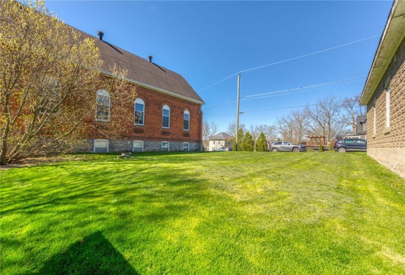 35 MERRIT Street, York, Ontario N0A 1R0, ,Residential,Sale,MERRIT,H4193295