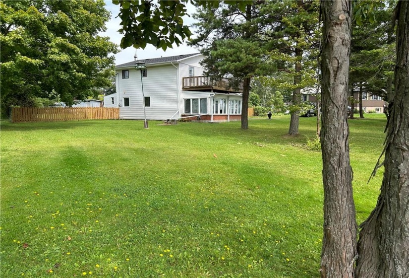 2431 LAKESHORE Road, Dunnville, Ontario N1A 2W8, 3 Bedrooms Bedrooms, ,1 BathroomBathrooms,Residential,Sale,LAKESHORE,H4205068