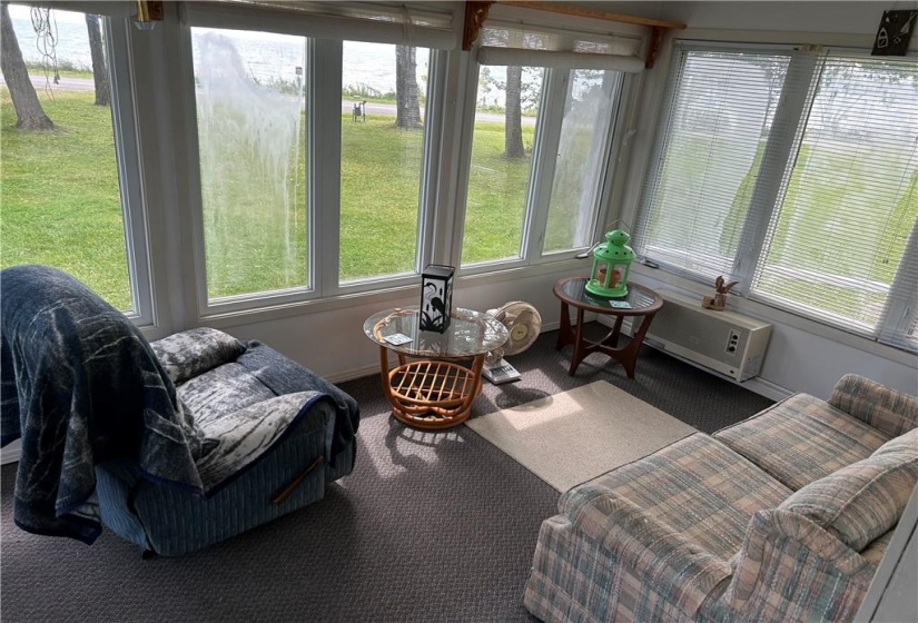 2431 LAKESHORE Road, Dunnville, Ontario N1A 2W8, 3 Bedrooms Bedrooms, ,1 BathroomBathrooms,Residential,Sale,LAKESHORE,H4205068