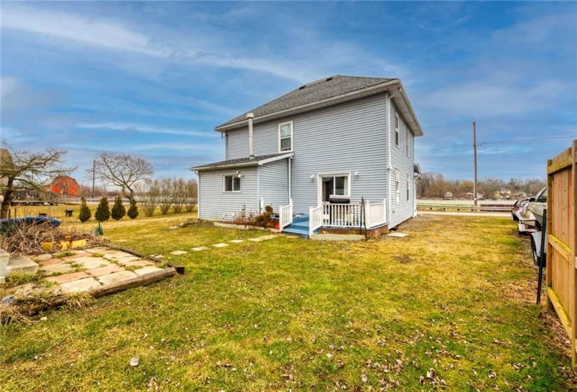 898 Port Maitland Road, Port Maitland, Ontario N1A 2W6, 3 Bedrooms Bedrooms, ,2 BathroomsBathrooms,Residential,Sale,Port Maitland,H4185785