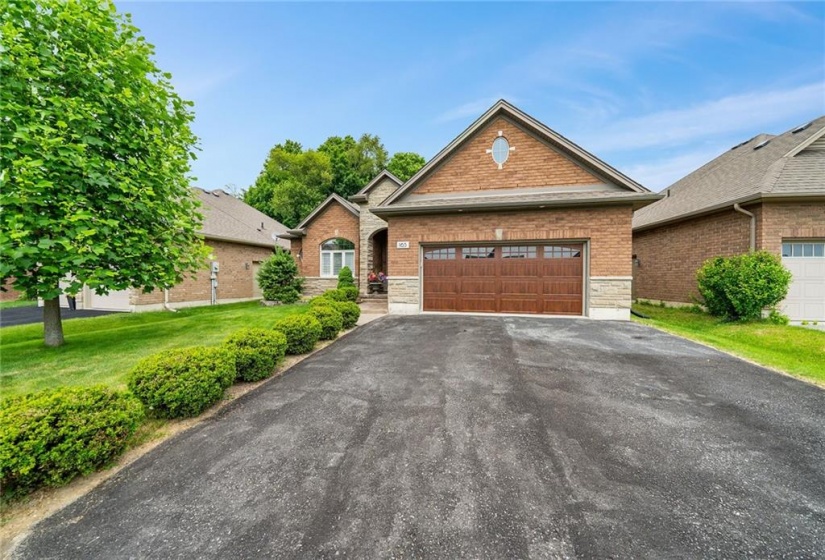 165 WOODWAY Trail, Simcoe, Ontario N3Y 0B8, 3 Bedrooms Bedrooms, ,3 BathroomsBathrooms,Residential,Sale,WOODWAY,H4205317