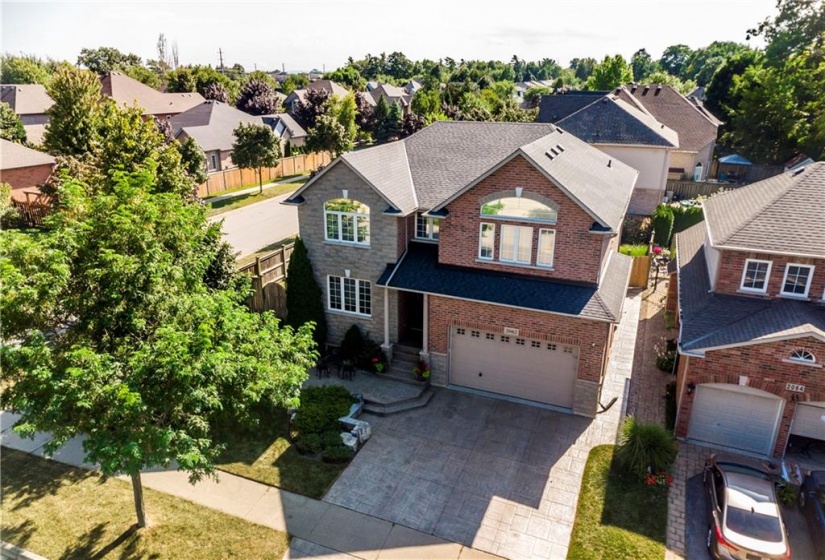 2062 GORDIE TAPP Crescent, Burlington, Ontario L7M 4X9, 5 Bedrooms Bedrooms, ,3 BathroomsBathrooms,Residential,Sale,GORDIE TAPP,H4205330