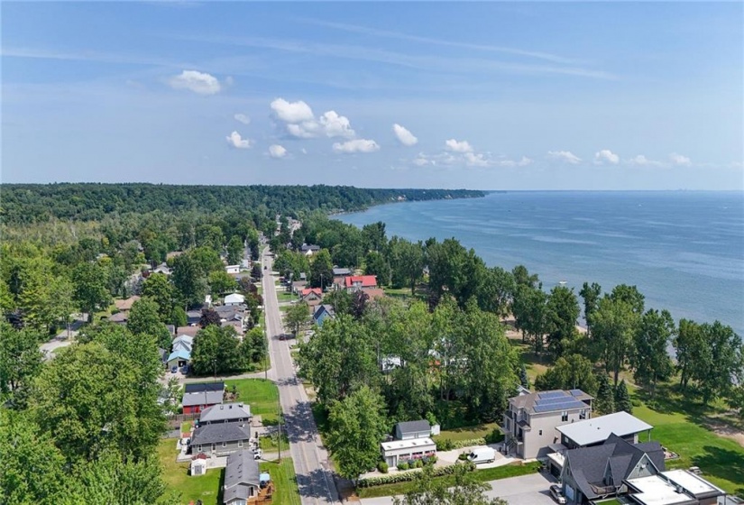 241 CEDAR Drive, Turkey Point, Ontario N0E 1T0, 4 Bedrooms Bedrooms, ,1 BathroomBathrooms,Residential,Sale,CEDAR,H4202734