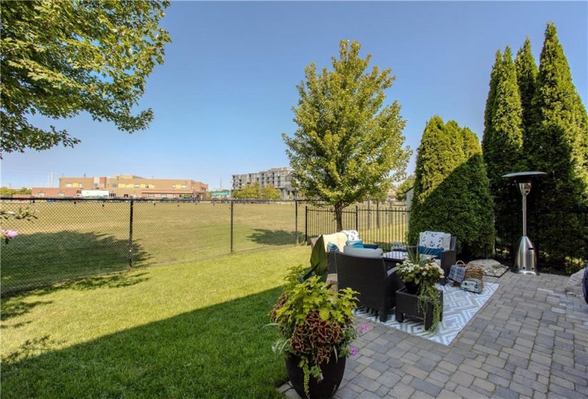 2440 AUCKLAND Drive, Burlington, Ontario L7L 6X9, 5 Bedrooms Bedrooms, ,3 BathroomsBathrooms,Residential,Sale,AUCKLAND,H4205852