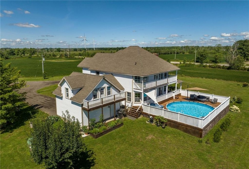 2378 NORTH SHORE Drive, Dunnville, Ontario N0A 1K0, 5 Bedrooms Bedrooms, ,2 BathroomsBathrooms,Residential,Sale,NORTH SHORE,H4205956