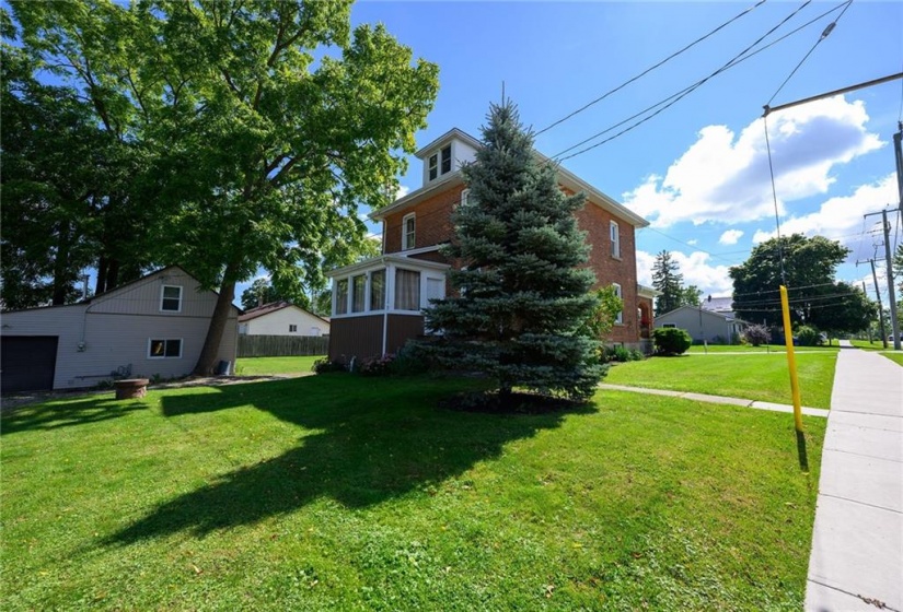 20 MCKAY Street, Cayuga, Ontario N0A 1E0, 4 Bedrooms Bedrooms, ,1 BathroomBathrooms,Residential,Sale,MCKAY,H4206270