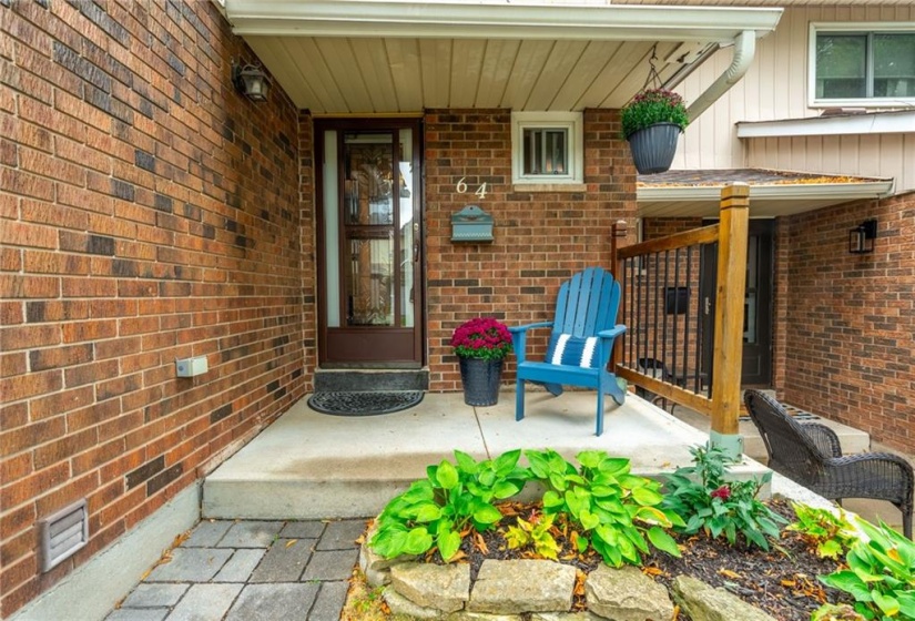 5029 PINEDALE Avenue, Burlington, Ontario L7L 5J6, 3 Bedrooms Bedrooms, ,1 BathroomBathrooms,Residential,Sale,PINEDALE,H4206135