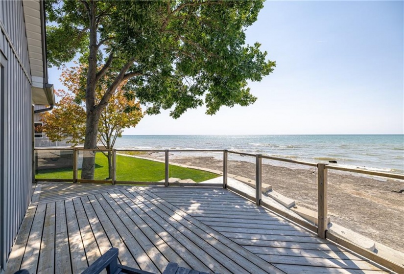 1500 LAKESHORE Road, Haldimand, Ontario N0A 1P0, 2 Bedrooms Bedrooms, ,2 BathroomsBathrooms,Residential,Sale,LAKESHORE,H4206213