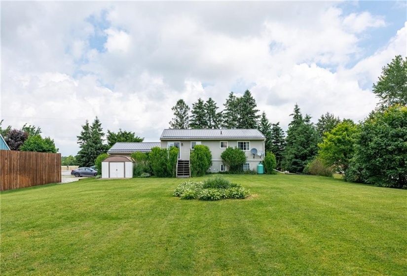 37 Younge Road, Dunnville, Ontario N1A 2W7, 4 Bedrooms Bedrooms, ,2 BathroomsBathrooms,Residential,Sale,Younge,H4206573