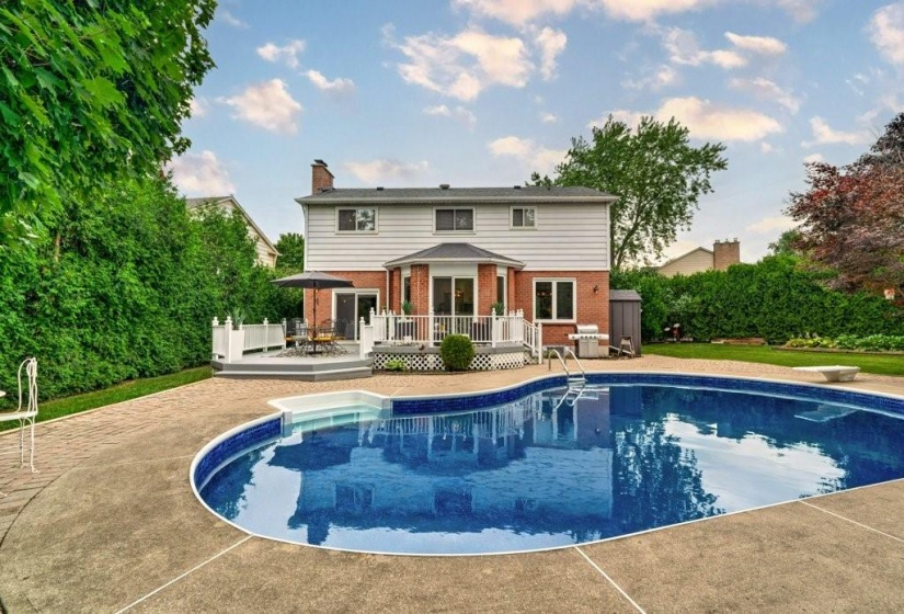 Gorgeous In-Ground Pool; Liner '21, Filter '23, Heater '24